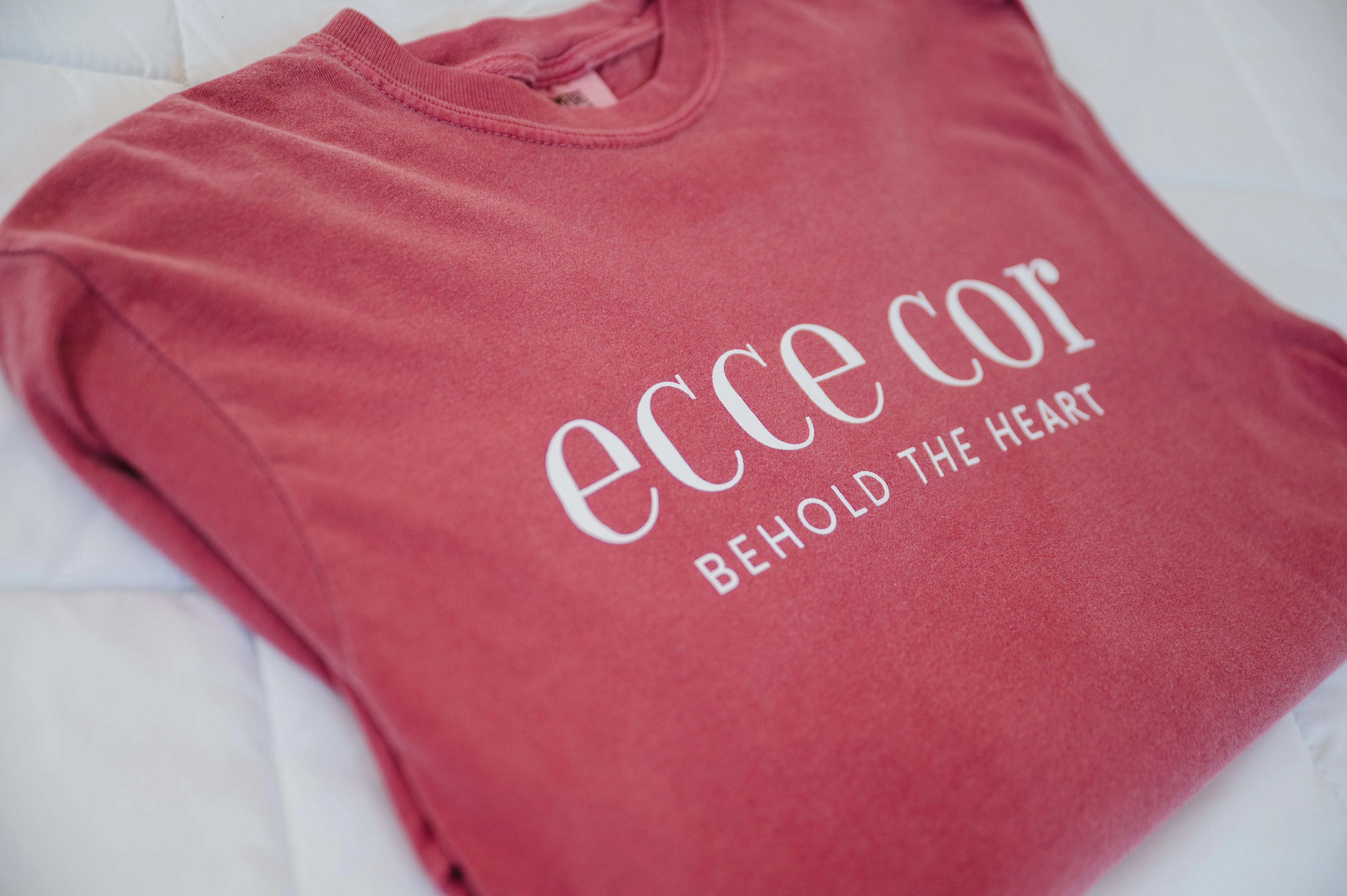 "Ecce Cor" / Sacred Heart of Jesus T-Shirt - Image 10