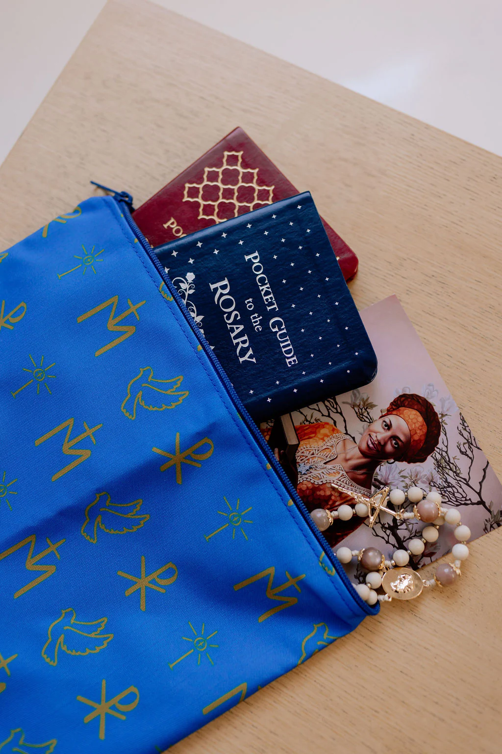 Mass Essentials Pouch - Image 3