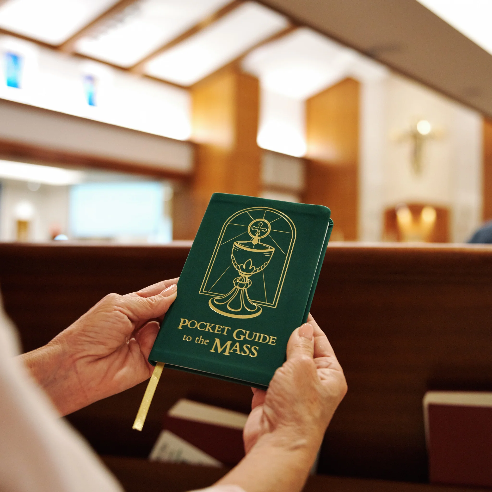 Pocket Guide to the Mass (Print) - Image 3
