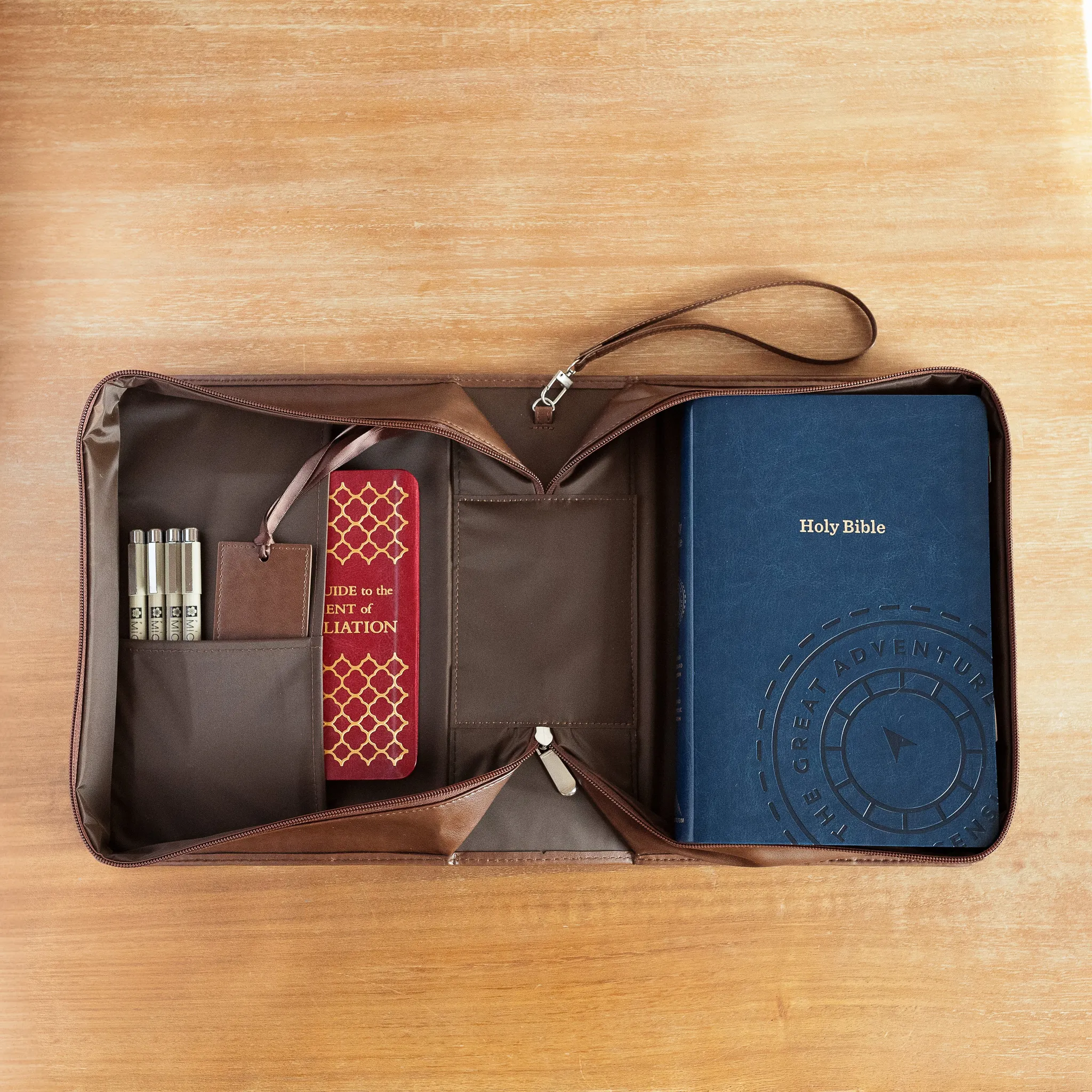 The Great Adventure Bible Cover (Leatherlike) Brown - Image 7